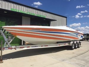 33' Baja Outlaw 496's