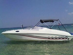 1998 Rinker Captiva