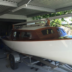 16 foot sailing boat