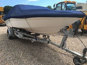 BOAT SEA RAY 170 CUDDY MERCRUISER 4.3 V6 ROLLER TRAILER