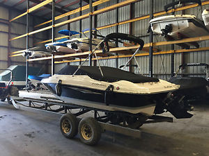 2011 Four Winns 190 Horizon