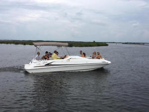 1996 SeaRay 240 Sundeck