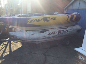 2x Zapcat Gemini Z10 hull & RM Zapcat trailer