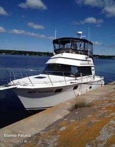 1985 Carver Boats 3227 Convertible