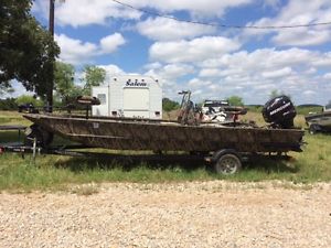 2012 Lowe RX2070CC