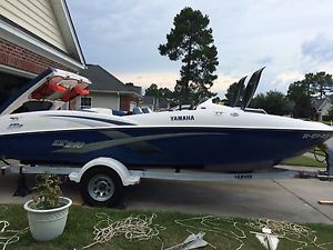 2004 Yamaha LX210