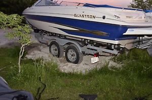 2001 Glastron