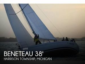 1992 Beneteau Moorings 38-2