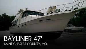 1997 Bayliner 4788 Pilot House