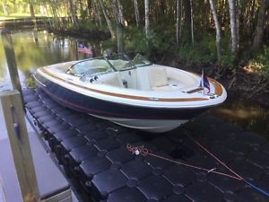2007 Chris Craft Launch with Heritage upgrade less teak sole