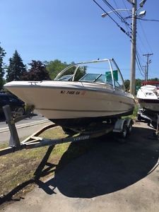 1994 Sea Ray Signature 220