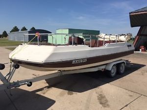 1977 Bonanza Deck Boat