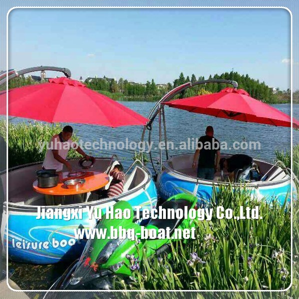 YUHAO factory water sport park PE material BBQ donut boat (6 persons type)