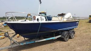 Boston Whaler 150 Hp Evinrude Very Fast Stable Boat