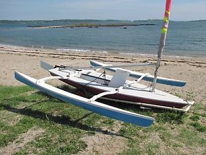 Small trimaran based on a Byte