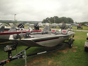 2015 BassTracker Pro 170 with a 2011 Mercury 25 hp 4 Stroke and 2015 Trailer