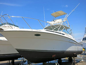 1989 Wellcraft 3300 Coastal