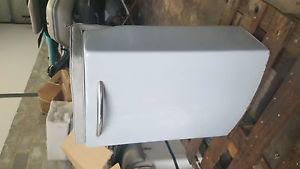 DRIVING BOLSTER LEANING POST SEAT FOR RIB FISHING BOAT USED