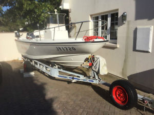 Boston Whaler Outrage II
