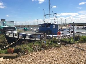 HOUSEBOAT