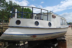 dutch river cruiser