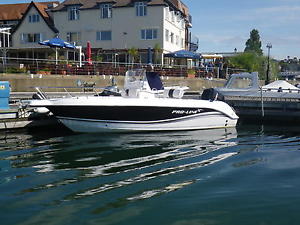 Proline 19 Sport walk around day boat