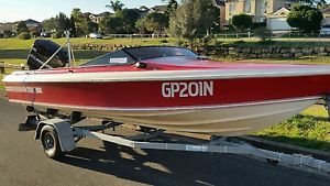 Haines Hunter 1600SO Boat