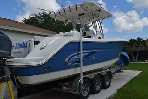 2014 Robalo R300 Center Console