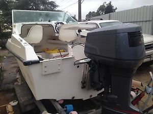 5m half cabin with 2009 yamaha v4 115