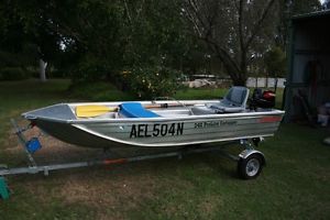 FISHING COMBO - TINNY, OUTBOARD AND TRAILER, REGISTERED AND READY TO TOW AWAY