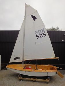 Sailing Boat / Rowing Boat. Fairy Penguin. 9ft (299cm). Sail, row or just fish.