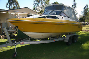 HAINES HUNTER 20 FT BOAT