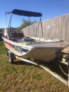 Tinnie Stacer Proline 350   Mercury15hp