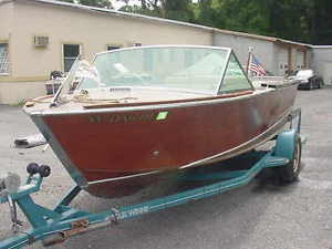 1964 CENTURY WOODEN SPEEDBOAT