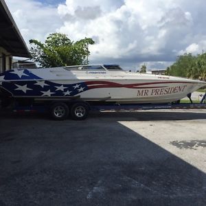 2006 Fountain Lightning  New Engines