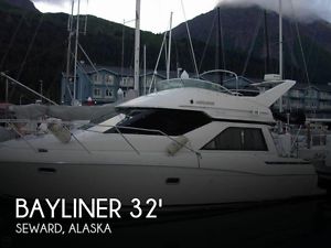 1995 Bayliner 3258 Avanti