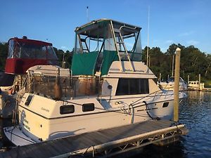 1989 32' 3207 Carver Aft Cabin, Dual Station, On Fresh water Near Dc, Clean, Gen