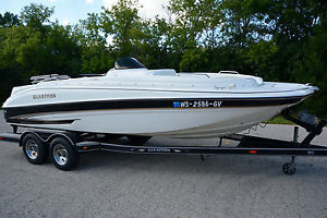 2005 Glastron DS 215 DeckBoat 5.0 V8 Volvo Fuel Injected w/ ONLY 310 HOURS!