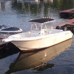 2004 28.7FT SEA FOX BOAT CENTER CONSOLE WITH TRIPLE AXLE TRAILER