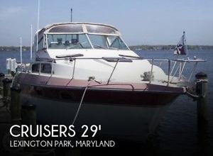 1984 Cruisers Yachts 296 Avanti Vee