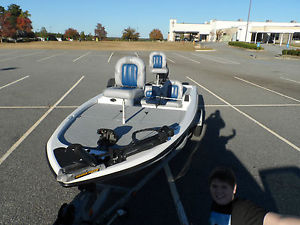 2007 Stratos 176XT Bassboat
