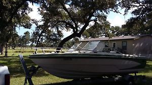 glastron boat