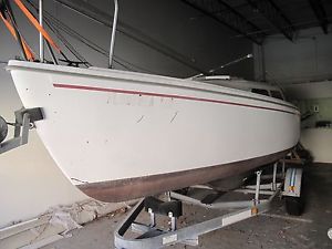 1982 Catalina 22 with 2002 custom trailer