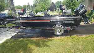 1990 Champion Boats Dual Console RSD