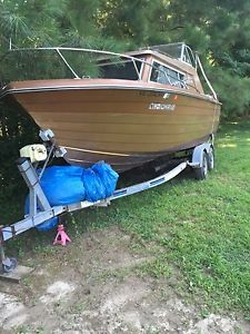 1982 Cabin Cruiser