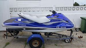 Yamaha VX110 Deluxe Jetski 2005