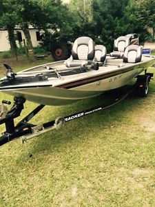 2006 Bass Tracker Pro Team 170 TX