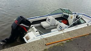 Speedboat Bowrider + mercury Outboard + Trailer