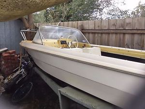 Vintage fiberglass boat 4.4m