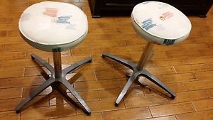 1989 Sea Ray 390 Cruiser Bar Stools